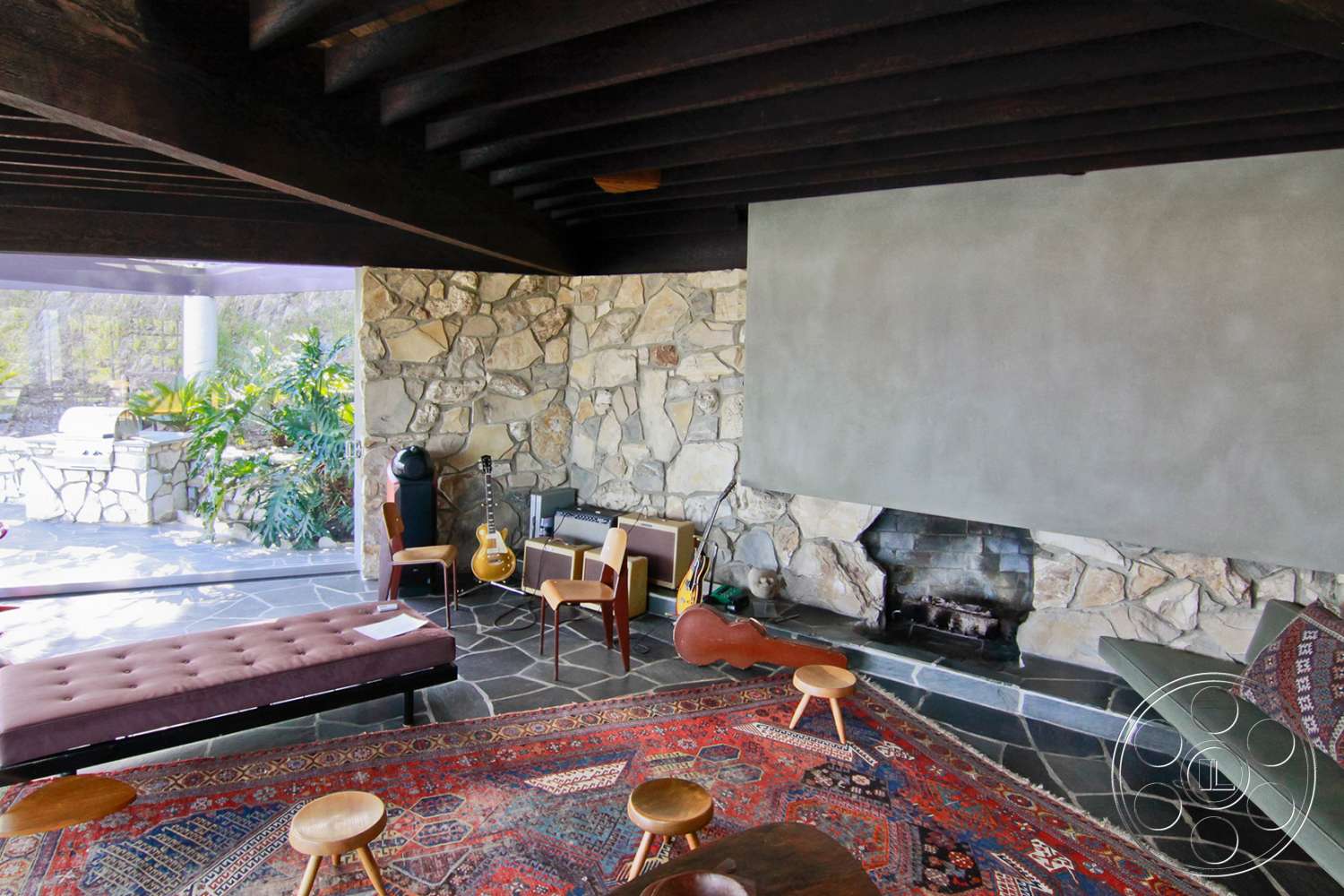 Retro 19 - indoors, furniture, room, lobby, living room, couch, home decor