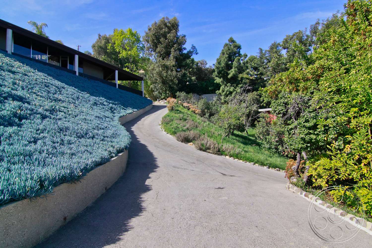 Retro 19 - road, tarmac, asphalt, outdoors, dirt road, gravel