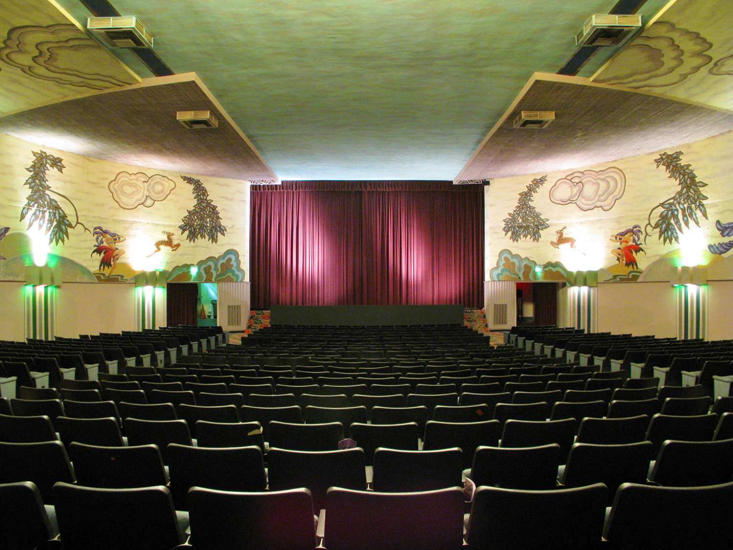 Theatre 15
