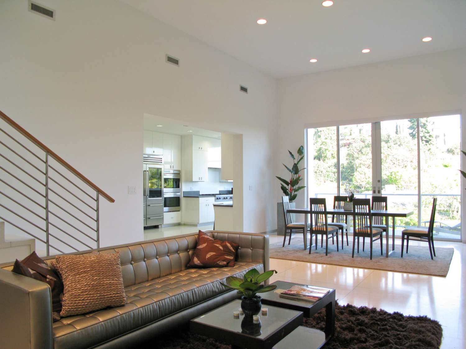 Modern 273 — Los Angeles filming location