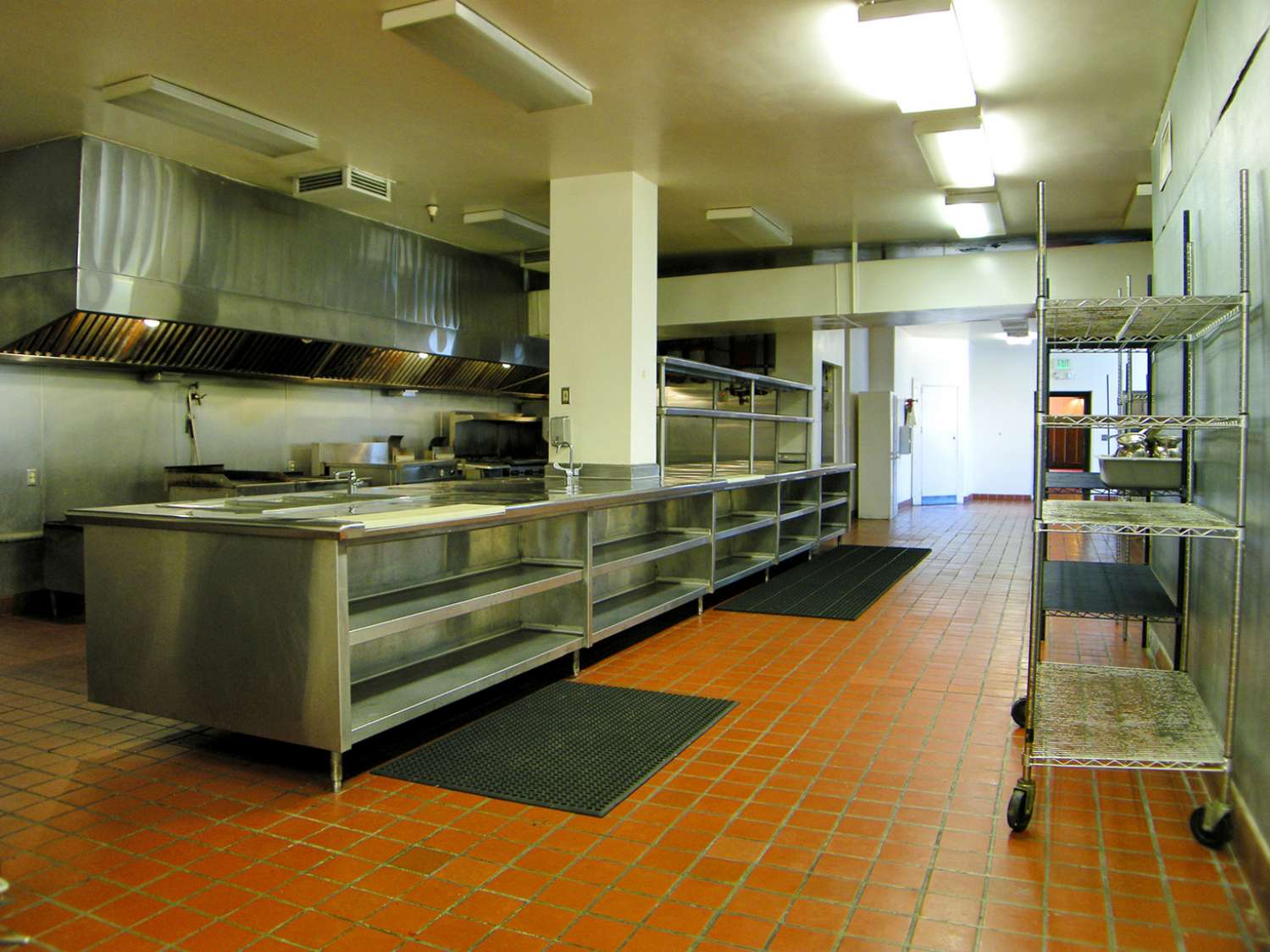 Kitchen 1