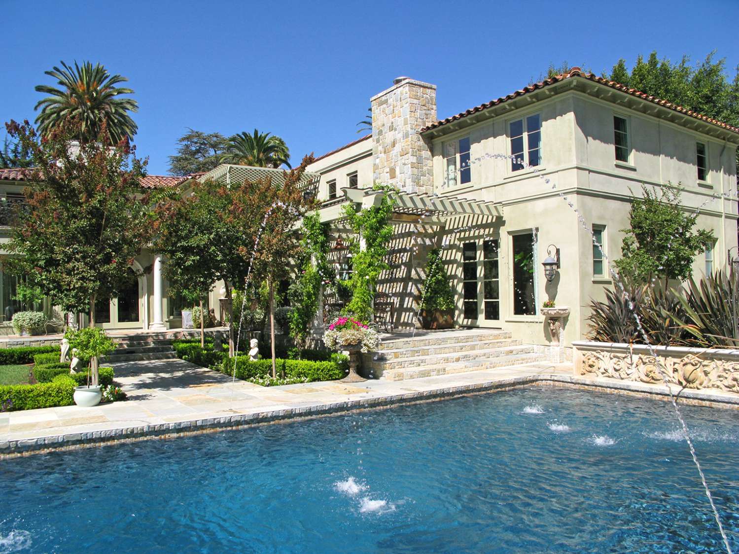 Mansion 103