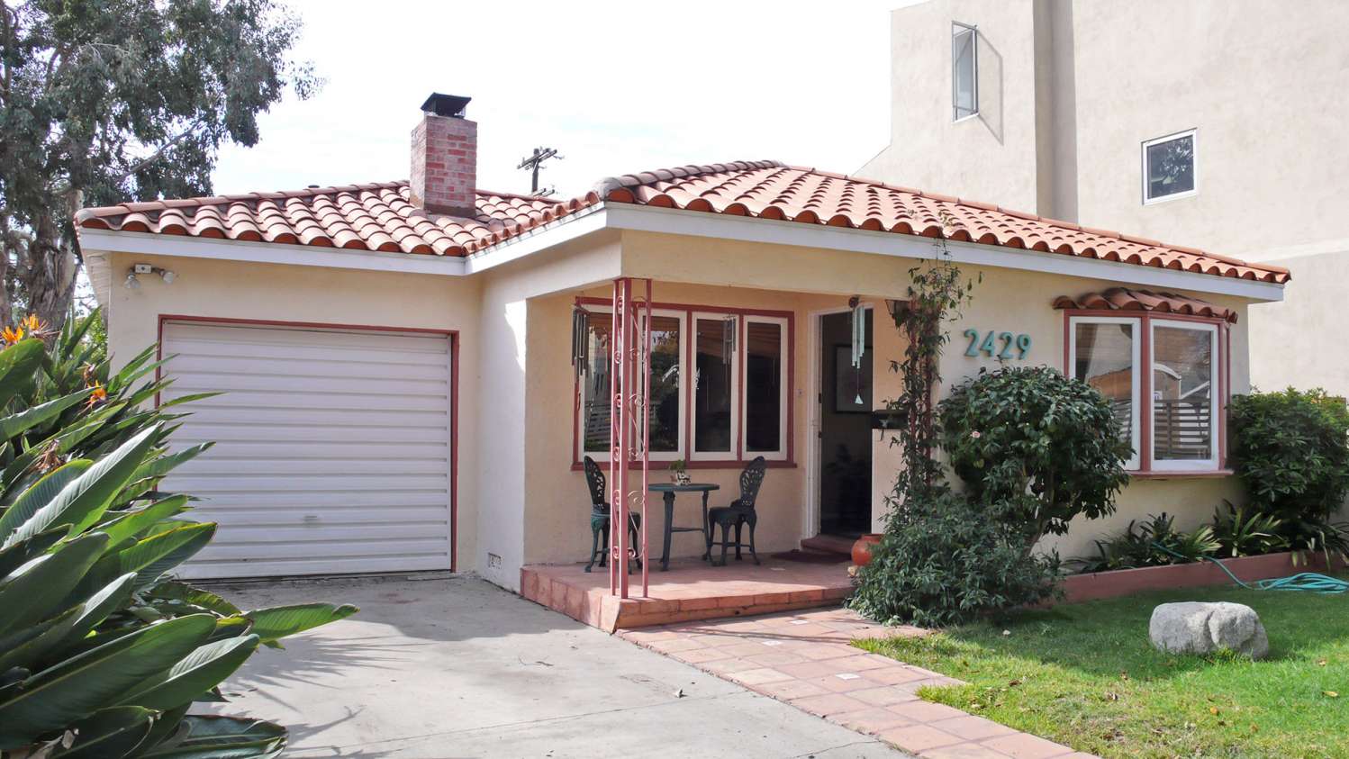 Bungalow 8