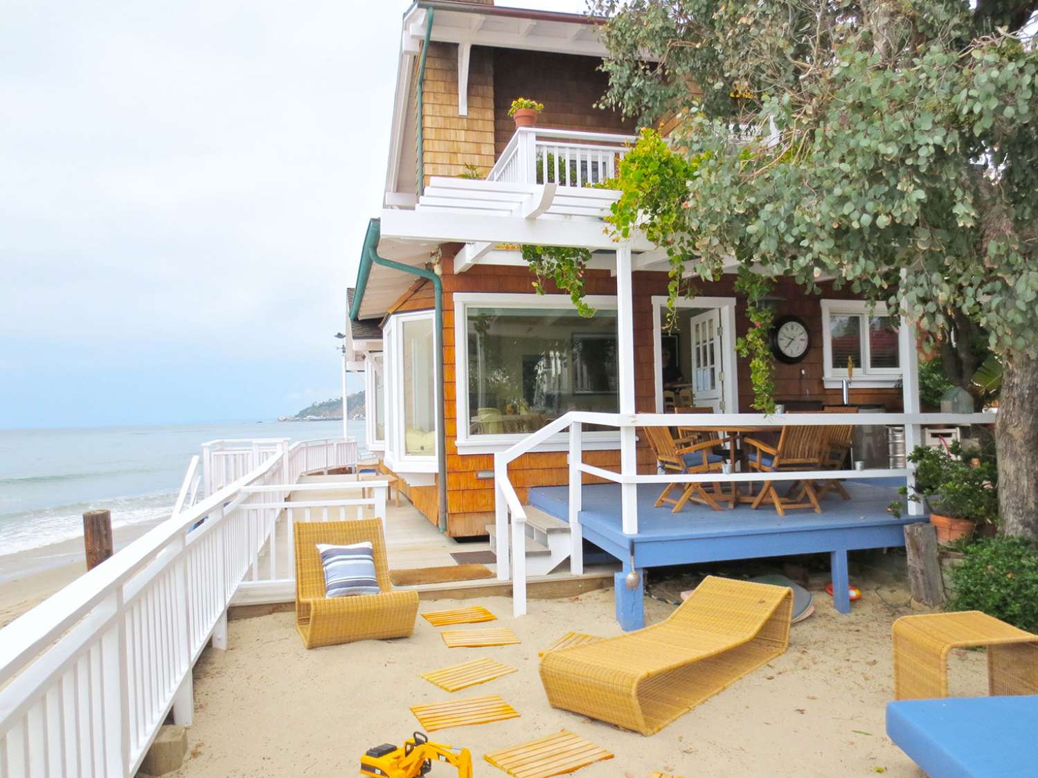 Beach 118