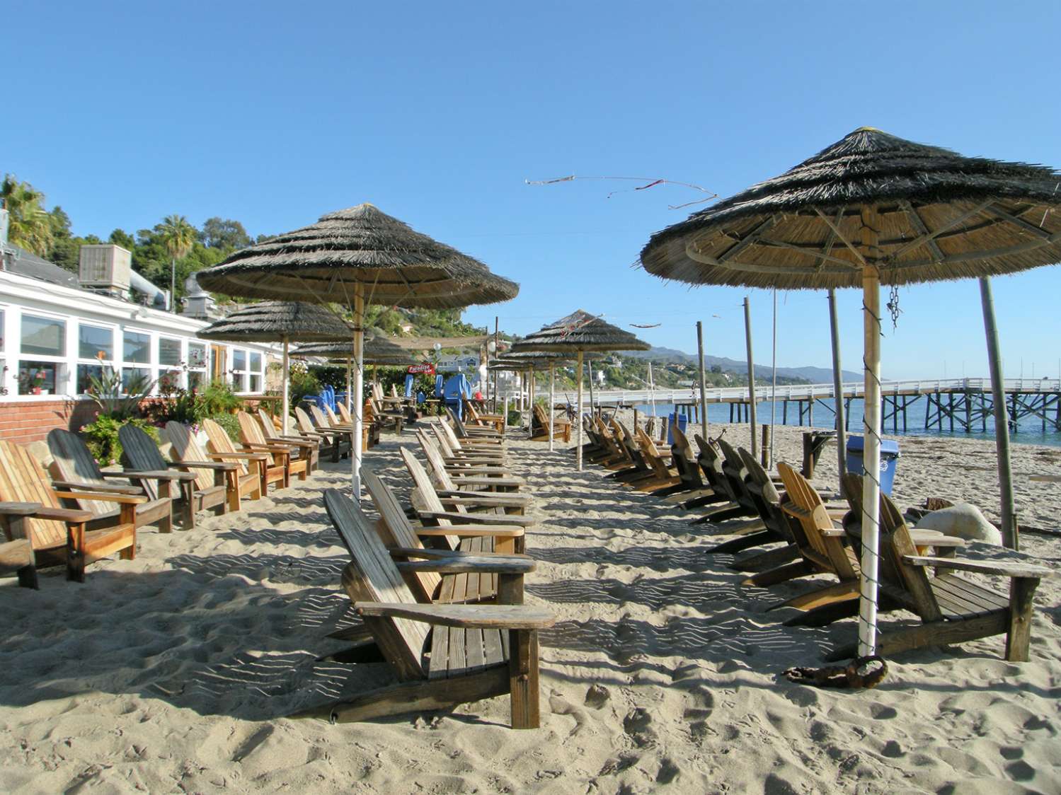 Beach 61