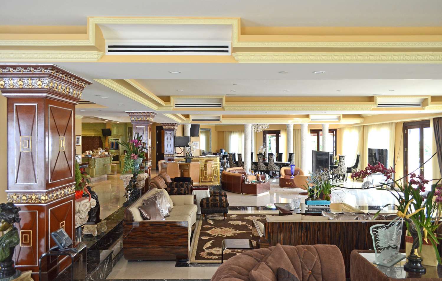 Mansion 33