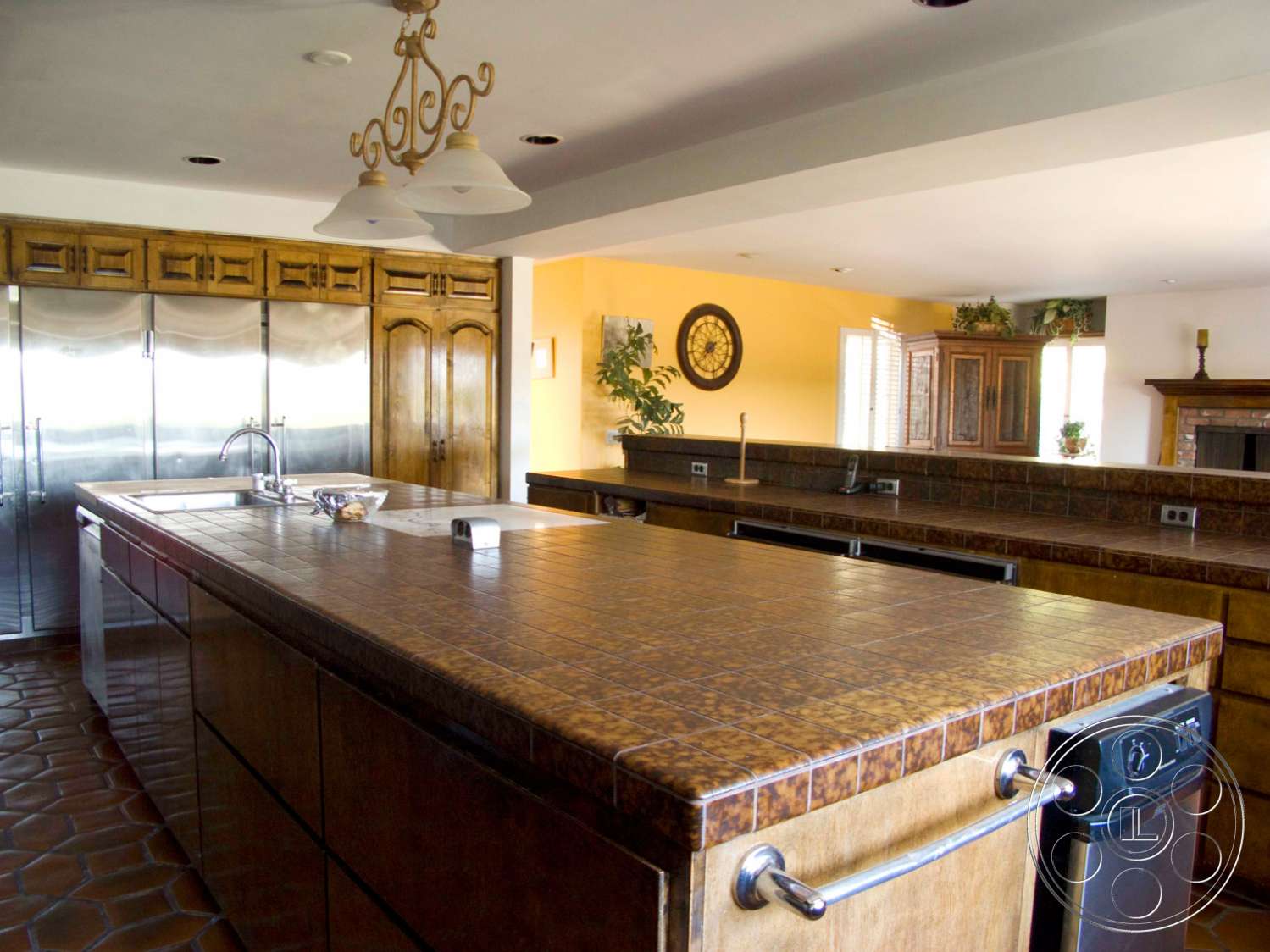 Americana 210 - indoors, wood, room, kitchen, kitchen island