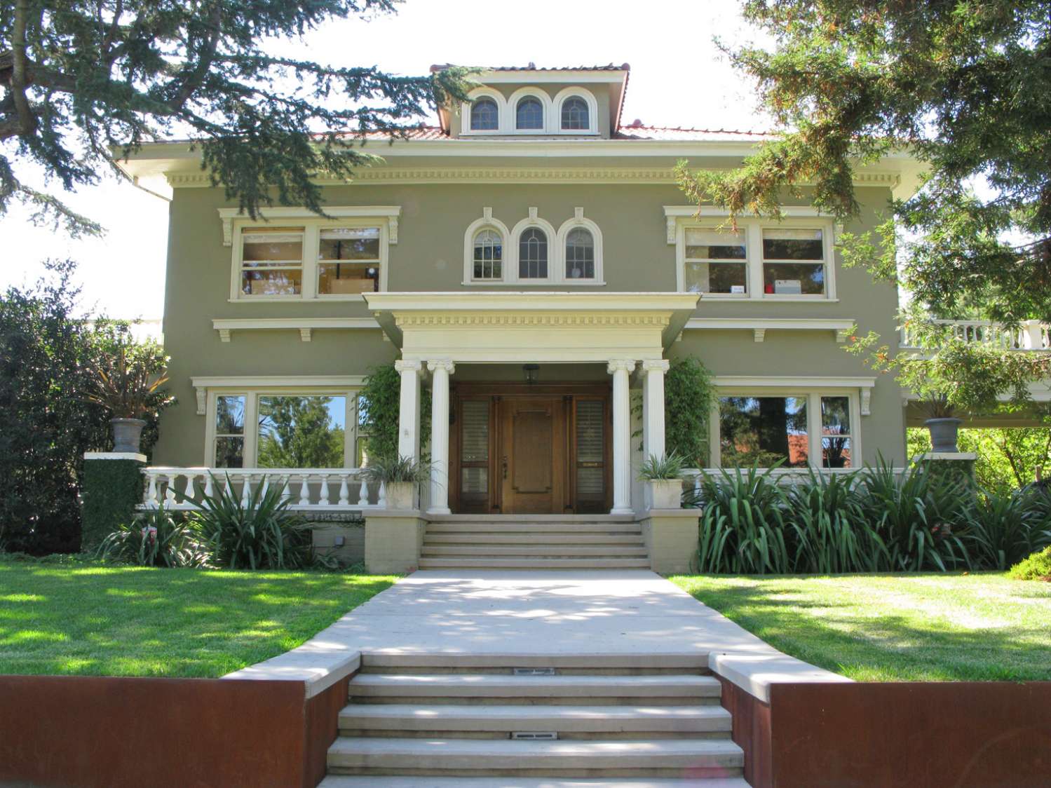 Americana 205