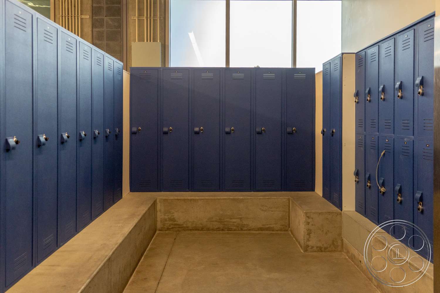 School 3 - gate, locker