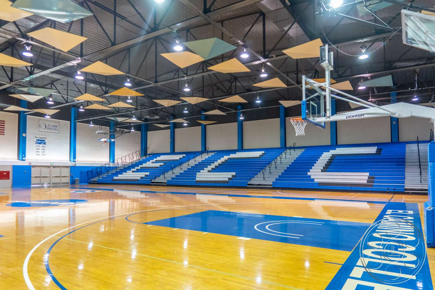 School 3 - indoors, sport, sports