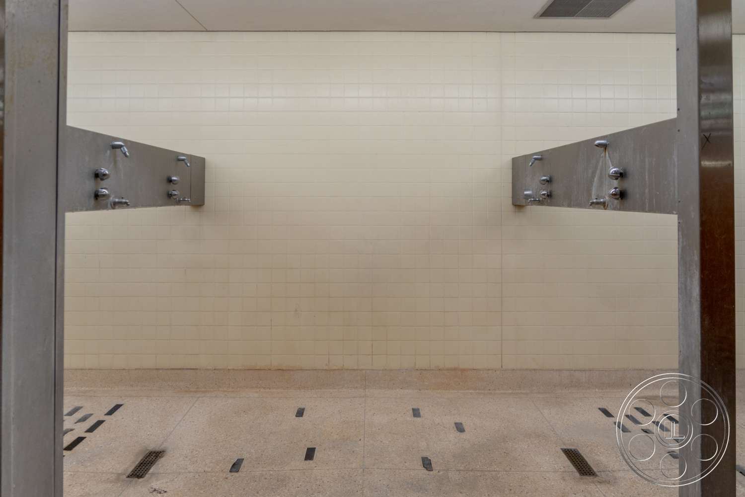 School 3 - indoors, room