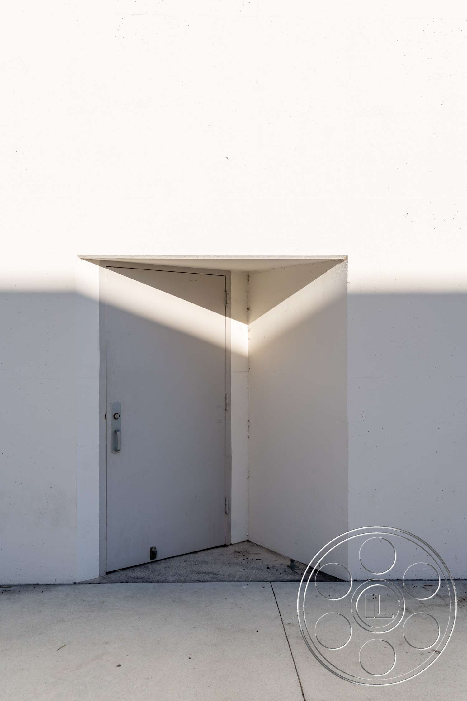 School 3 - wood, plywood, concrete, corner