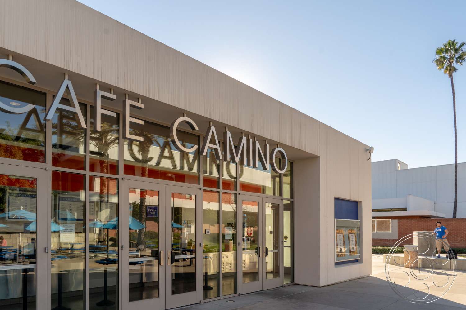 School 3 - car, transportation, automobile, vehicle, office building, shop, car dealership