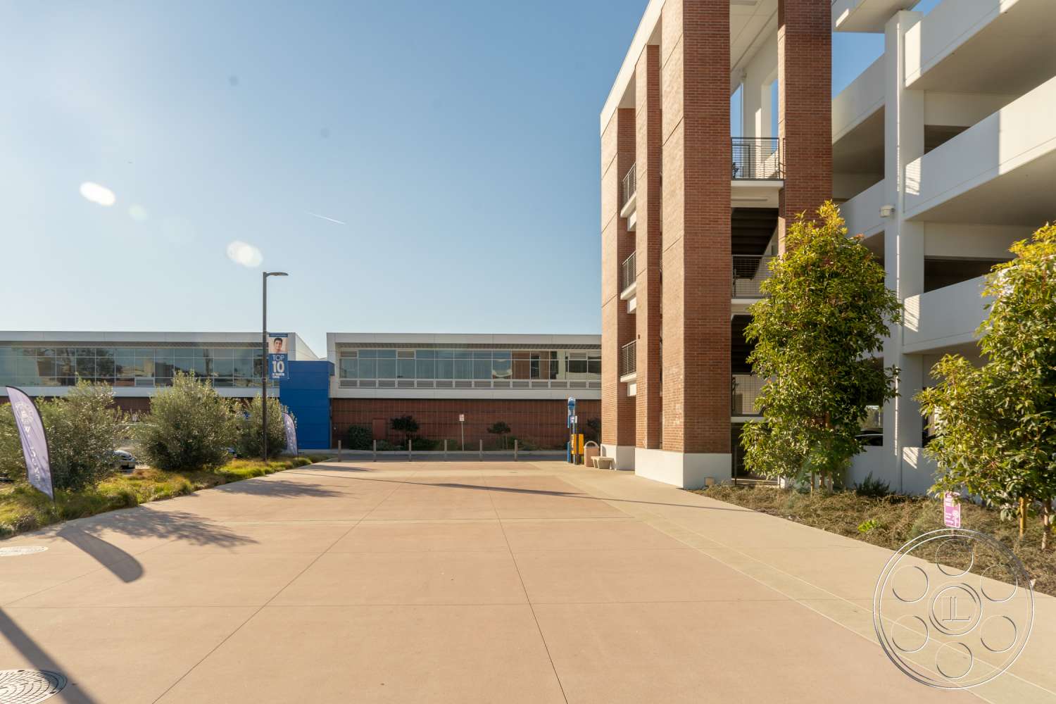 School 3 - office building, urban, city, downtown, campus