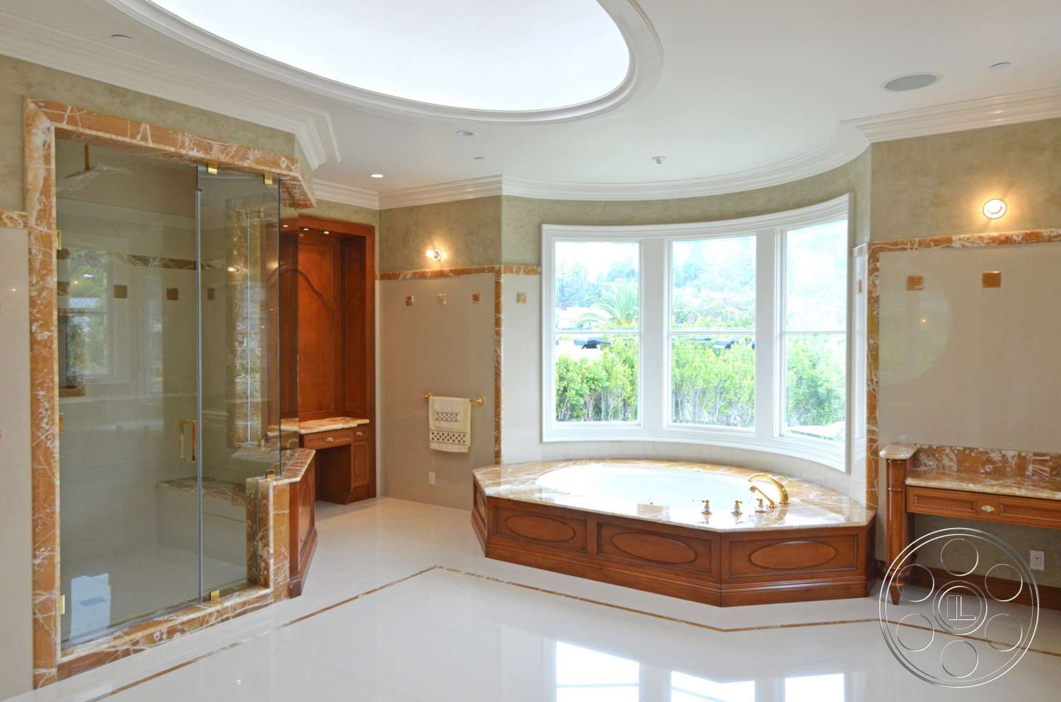 Tiffany Estate - bathroom - indoors, wood, tub, hot tub, jacuzzi, bathtub, bathroom