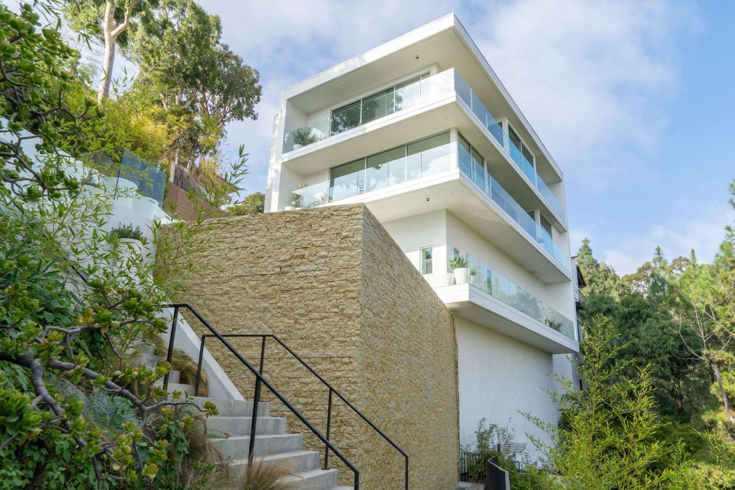 Modern 336