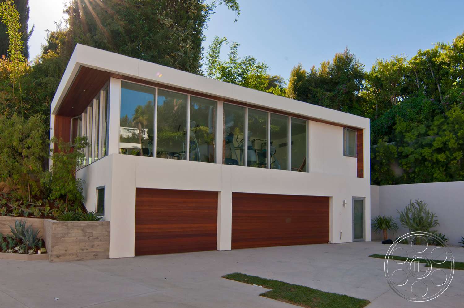 Modern 14 - garage