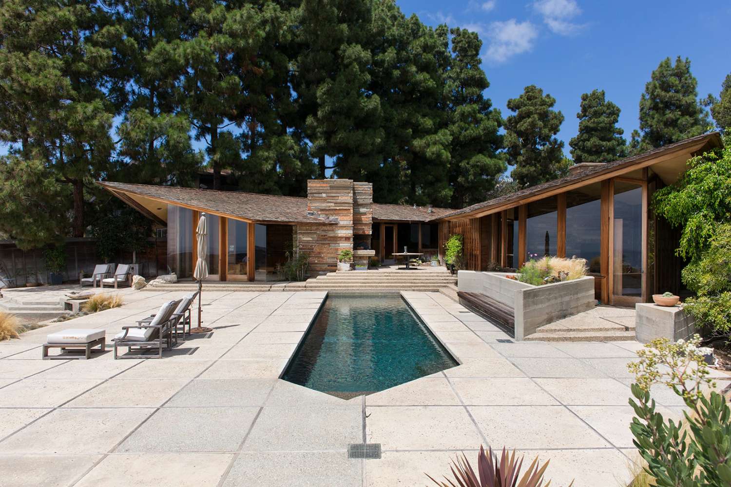 Retro 29 — Rancho Palos Verdes filming location