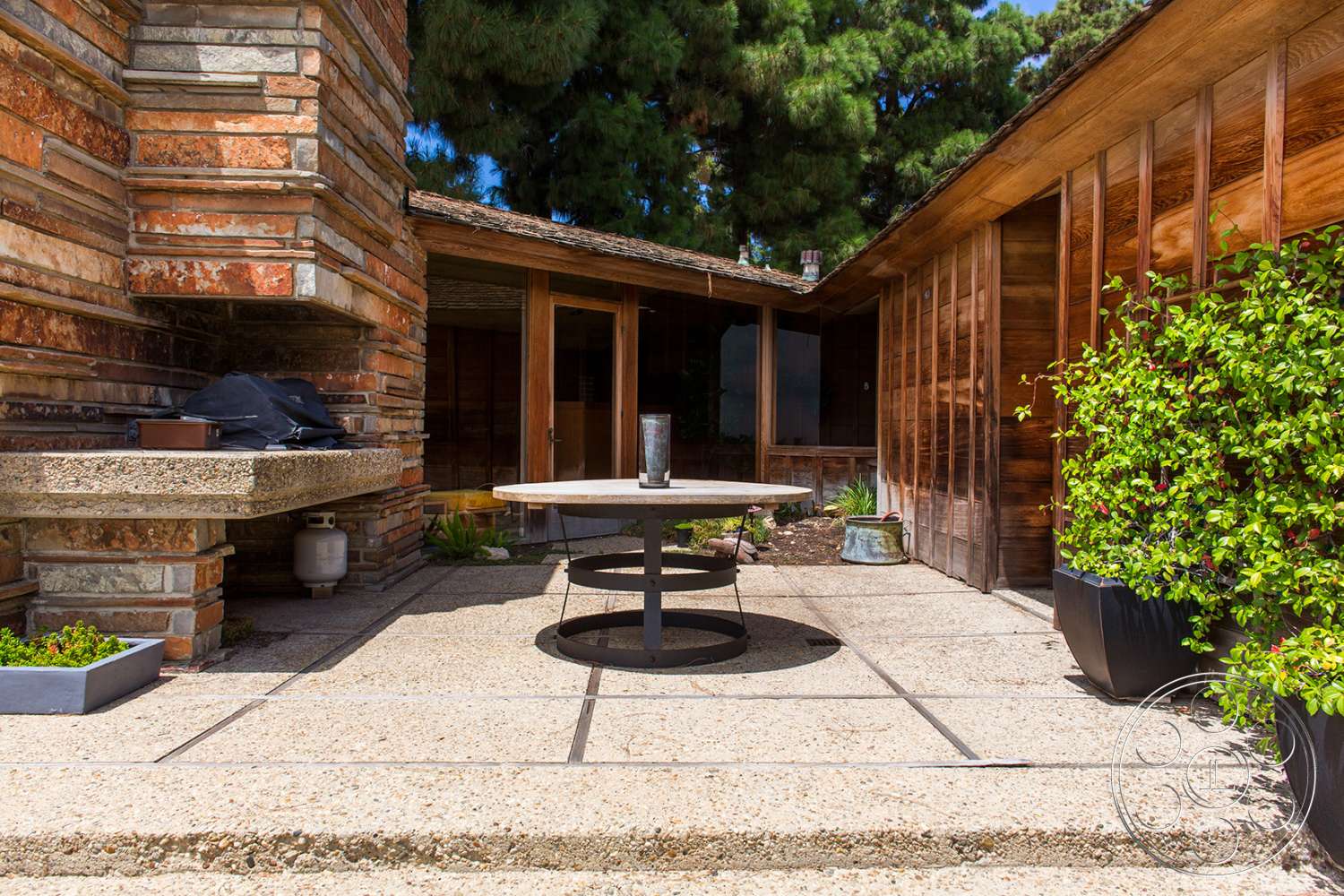 Retro 29 - patio, porch, flagstone