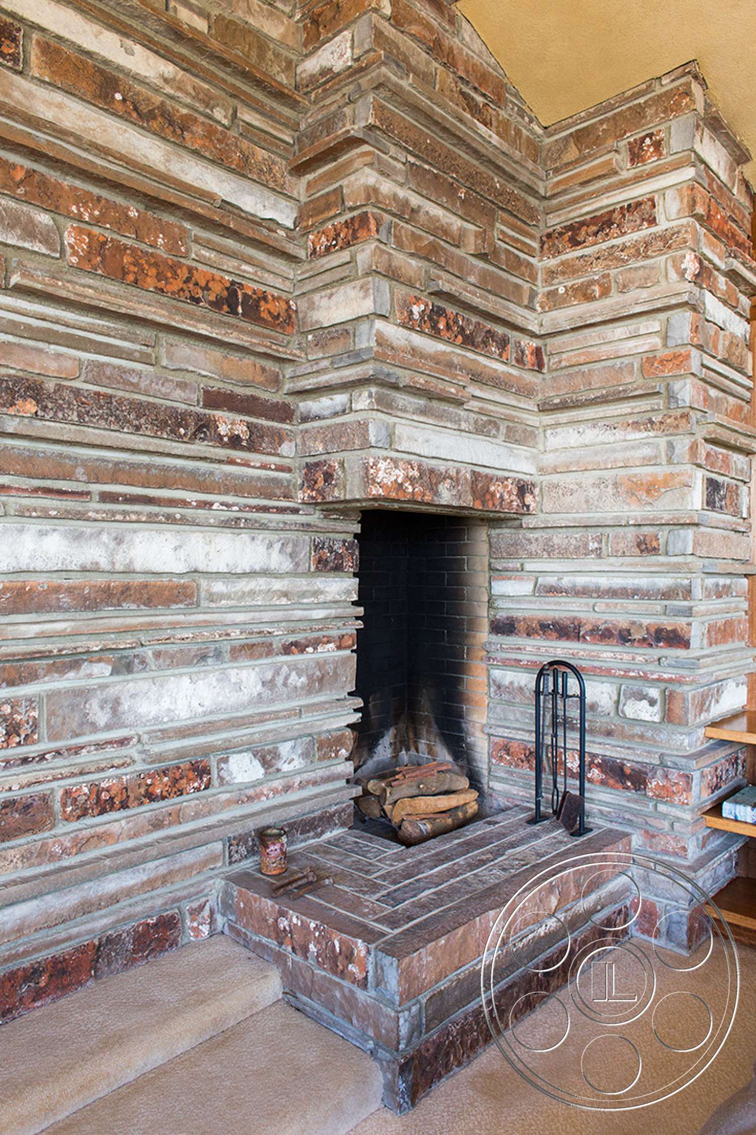 Retro 29 - indoors, hearth, fireplace