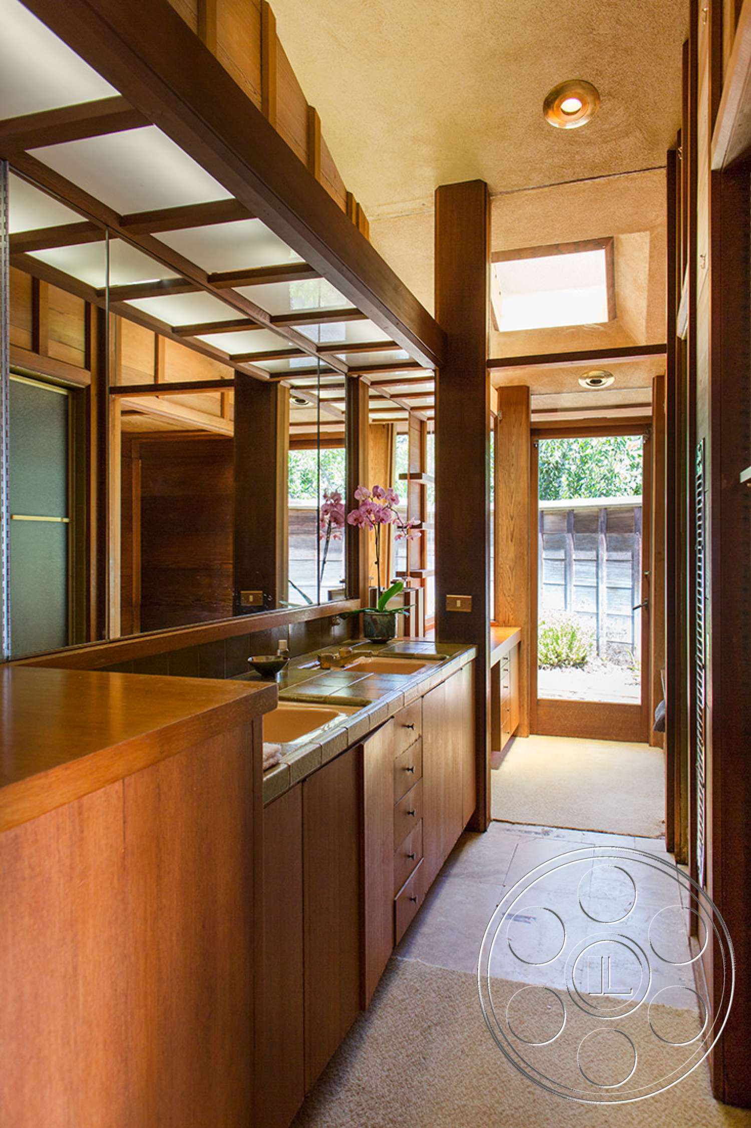 Retro 29 - indoors, wood, furniture, room, plywood, hardwood, door