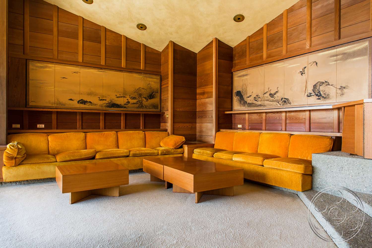 Retro 29 - indoors, wood, furniture, room, living room, couch, rug, waiting room, reception, reception room, hardwood