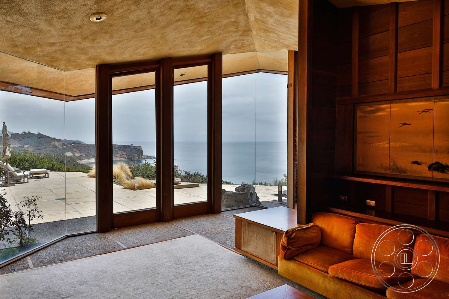 Retro 29 - indoors, wood, furniture, room, living room, couch, hardwood, door
