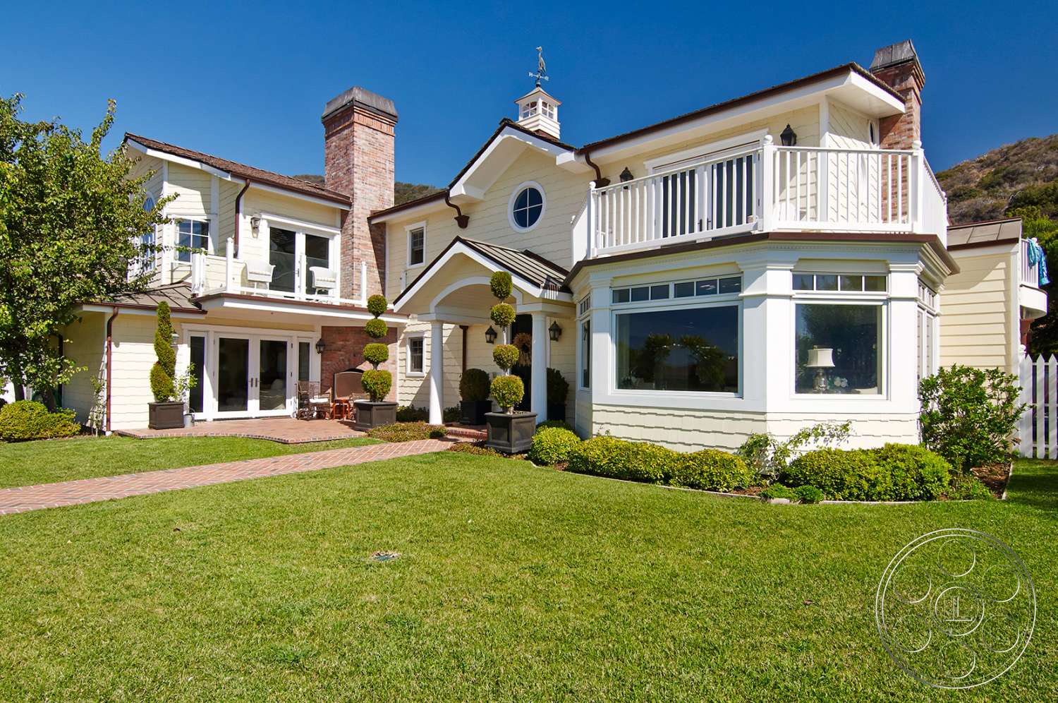 Cape Cod 4 - grass, lawn