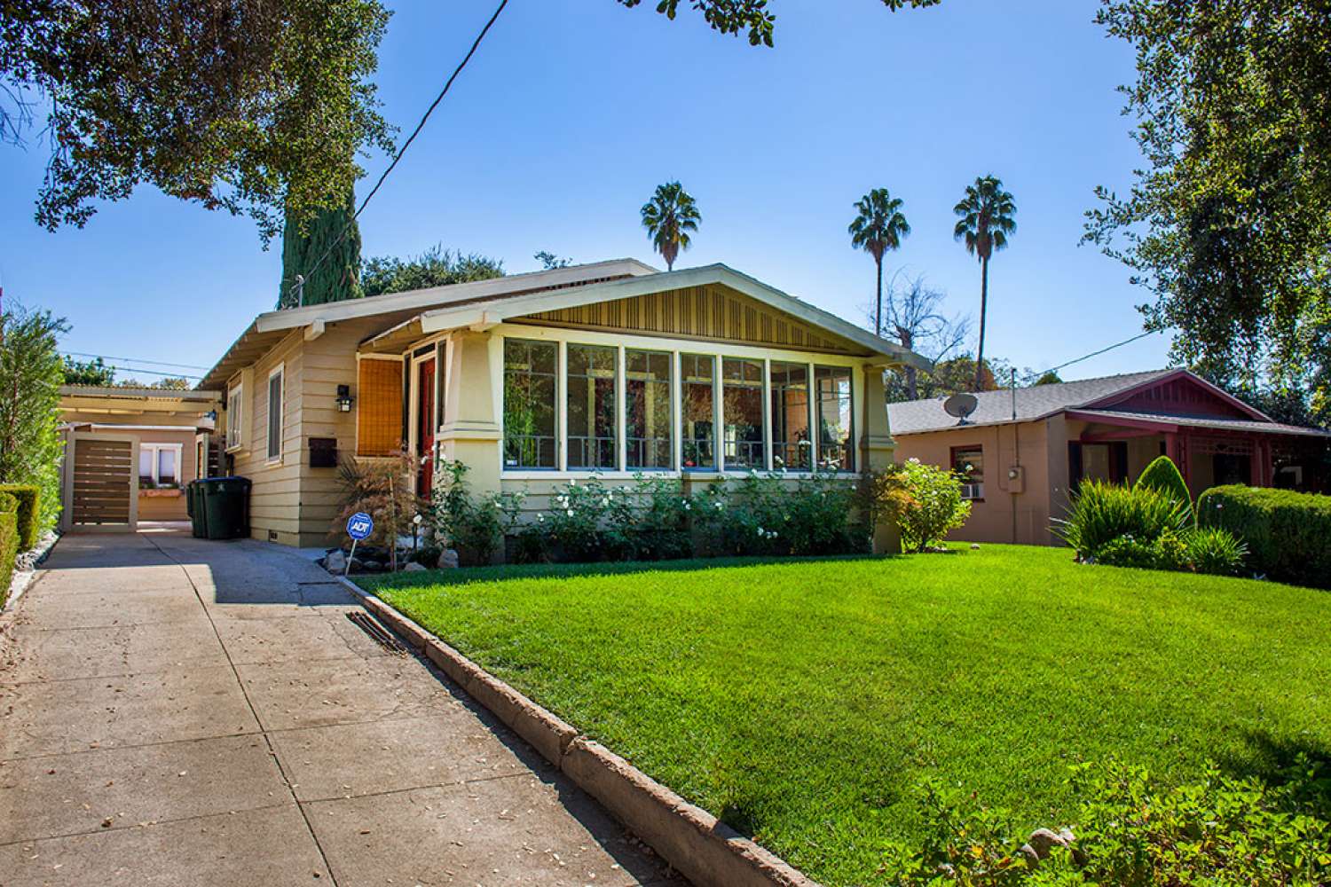 Bungalow