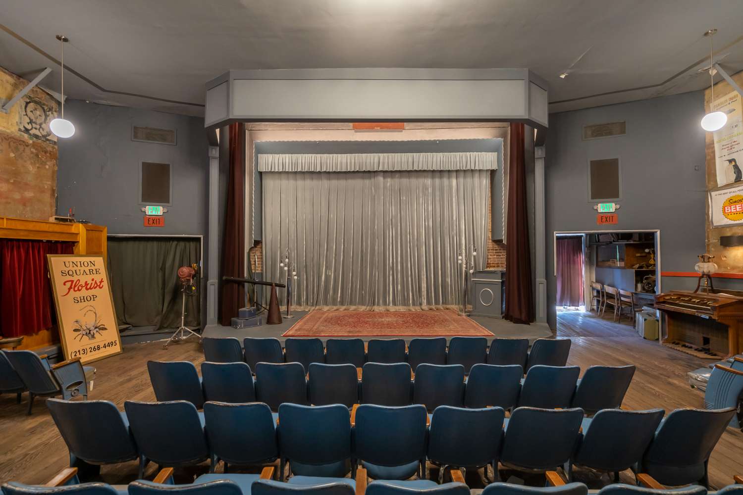 Theatre 16