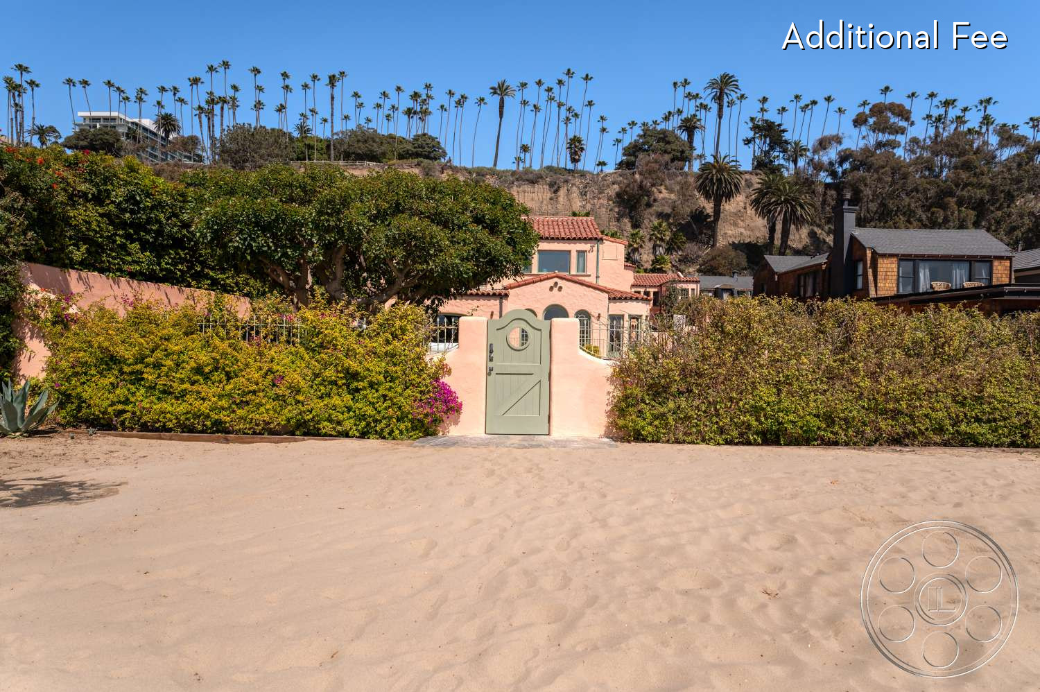 The Pink Beach House - Outdoors, Roof, beach access