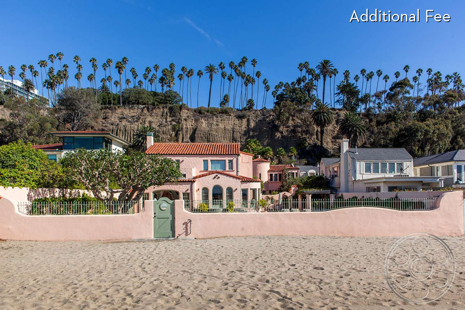 The Pink Beach House - beach access