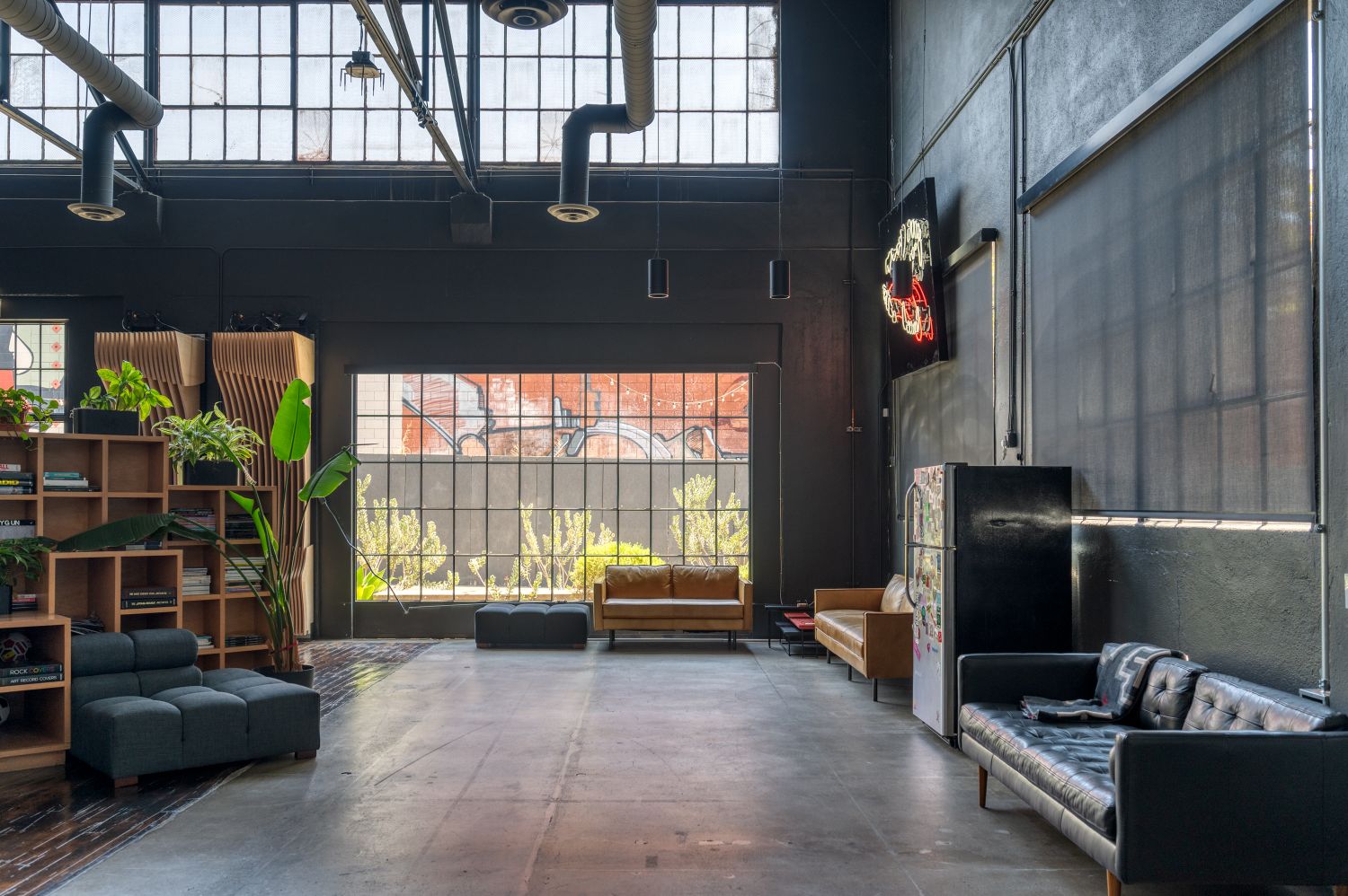 take-studio Warehouse with 20+ Film & Photo Sets / 1 Take Studios, tempe