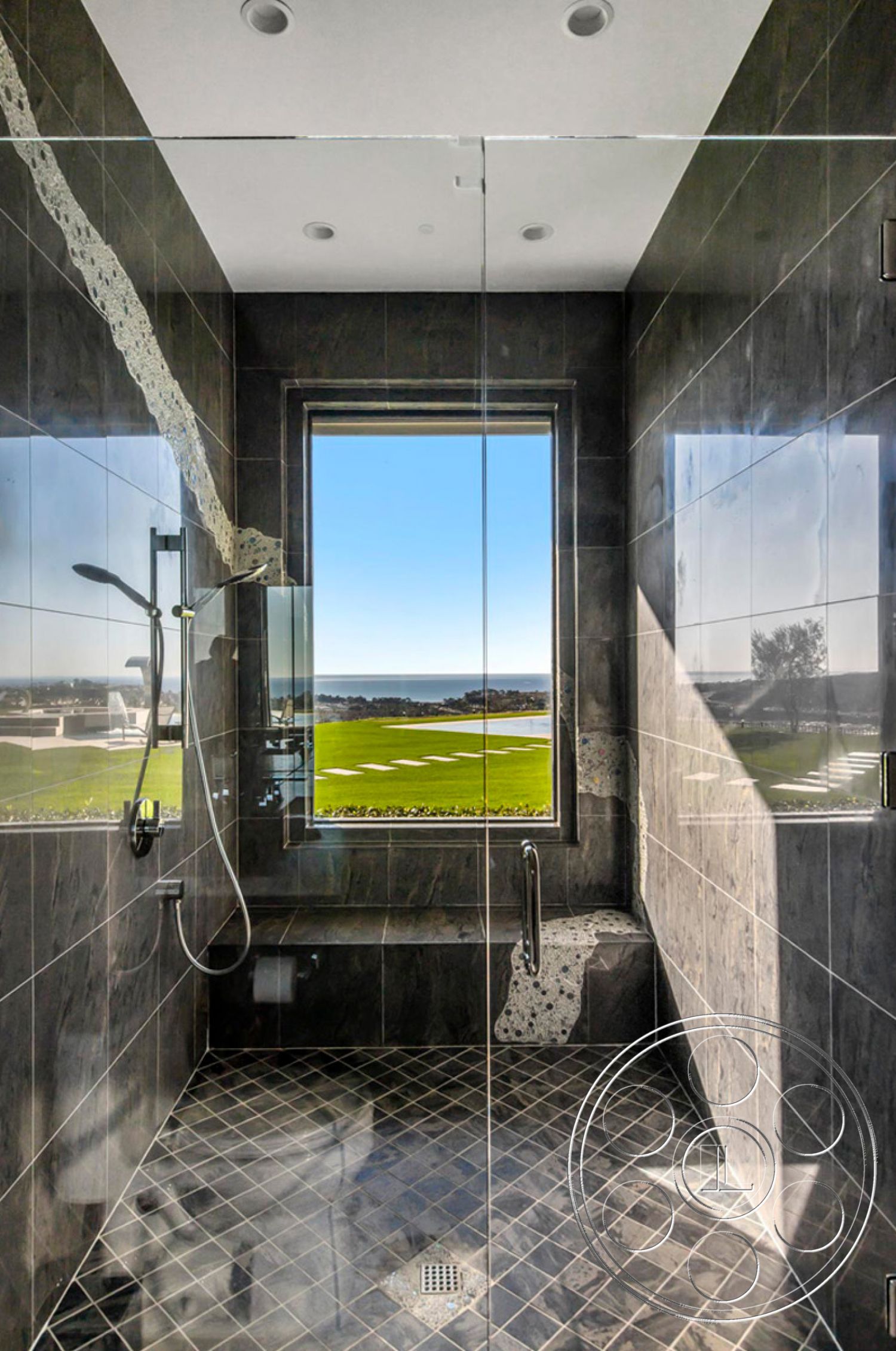 Mansion 126 - Indoors, Room, Bathroom, shower, shower window