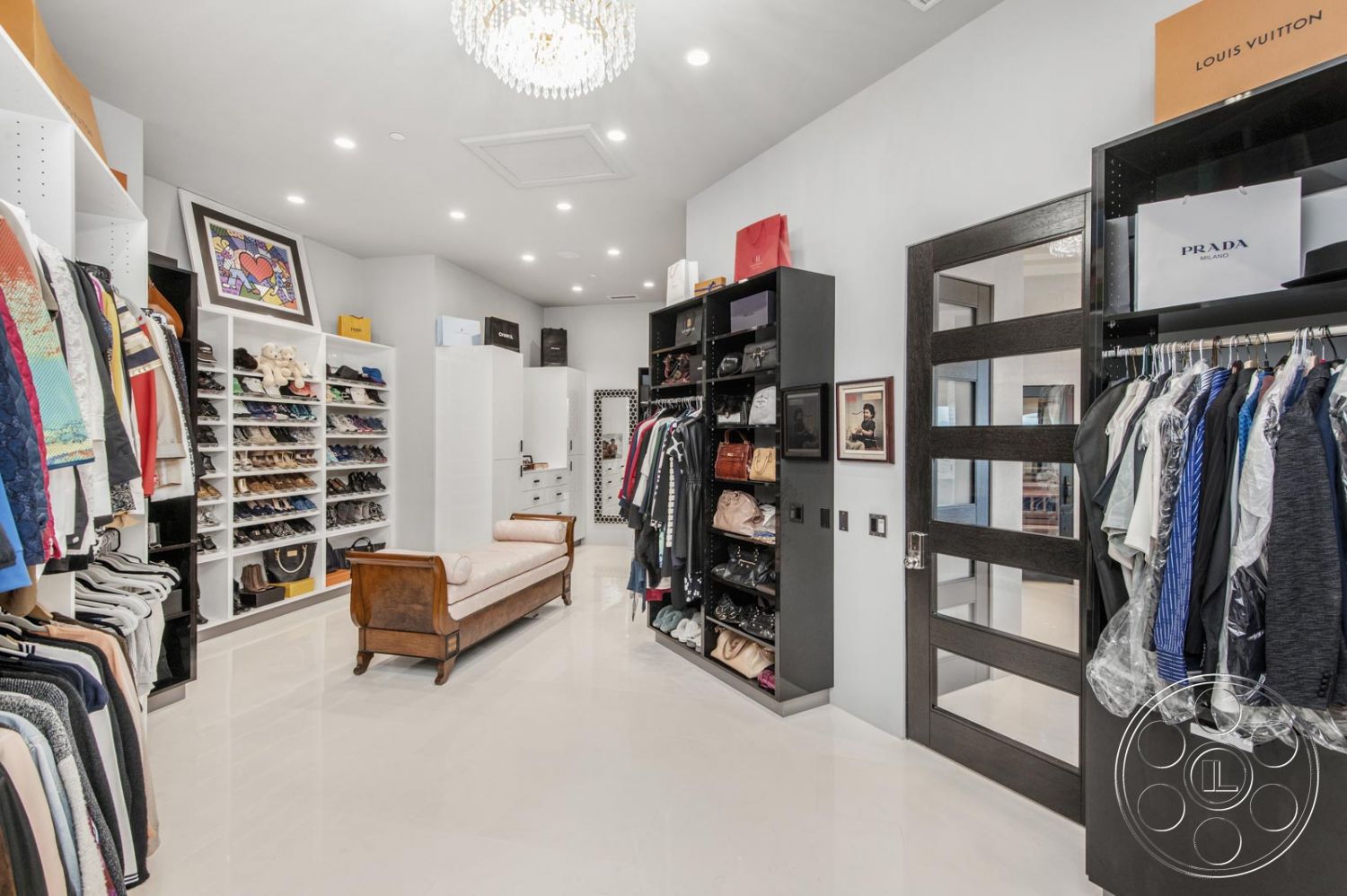 Mansion 126 - Indoors, Furniture, bench, Walk-In Closet, clothing, changing room, footwear