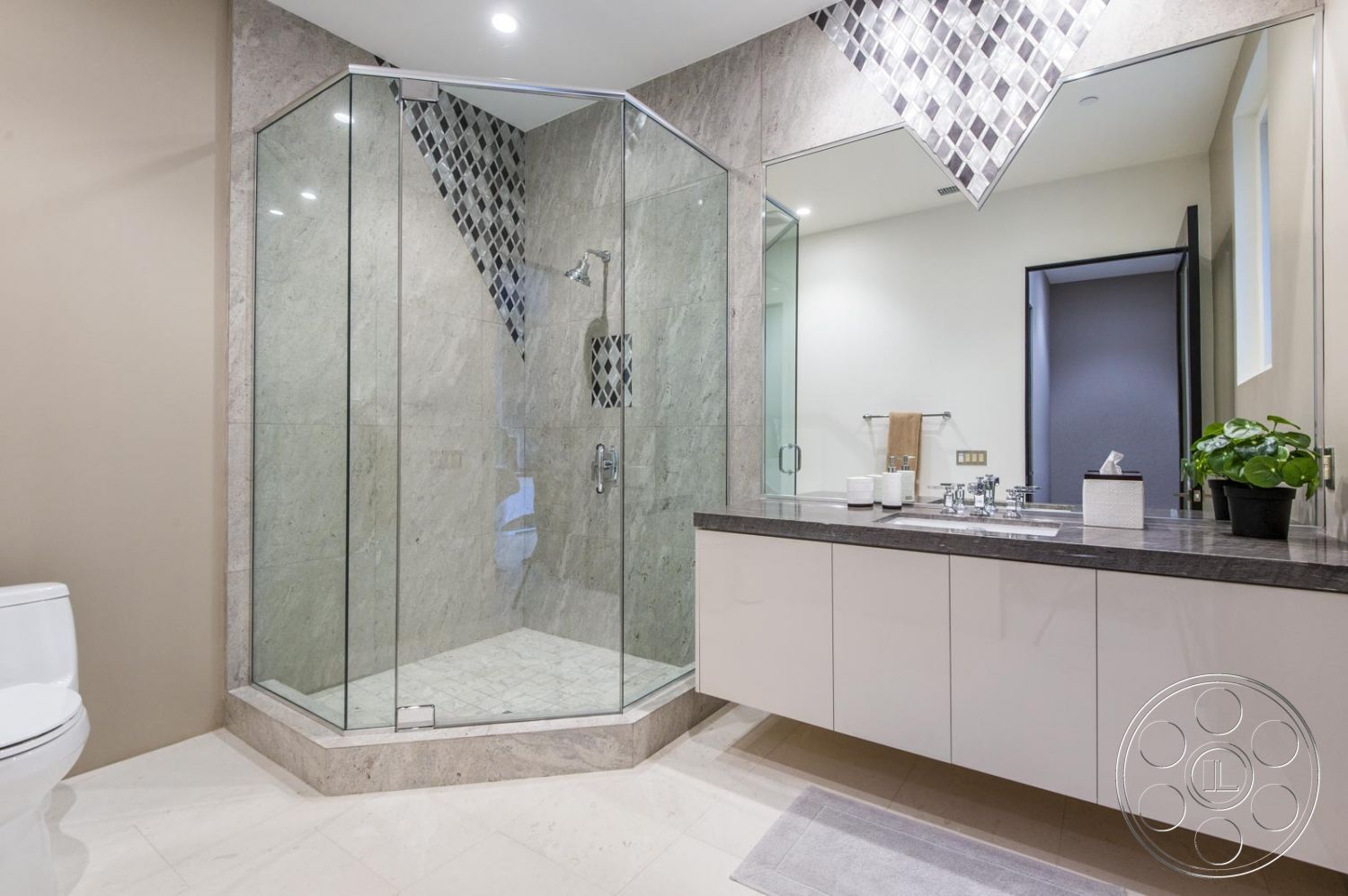 Mansion 126 - Indoors, Room, Bathroom, toilet, shower, bathroom sink, bathroom vanity