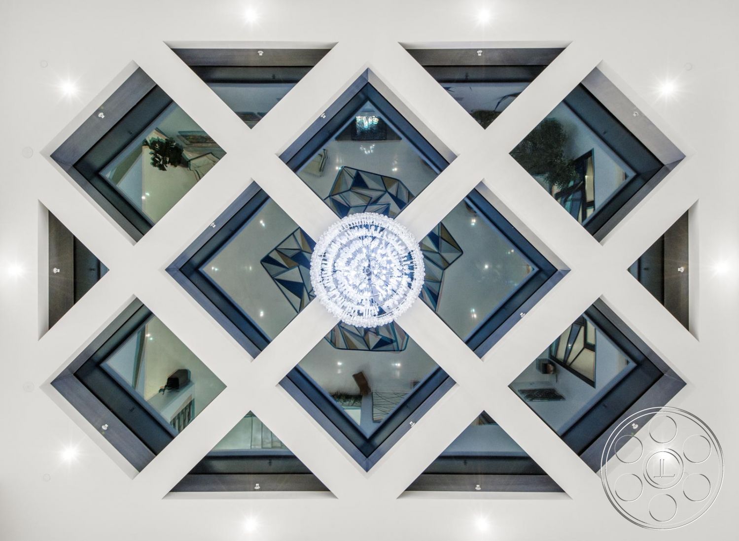 Mansion 126 - architecture, chandelier, ceiling