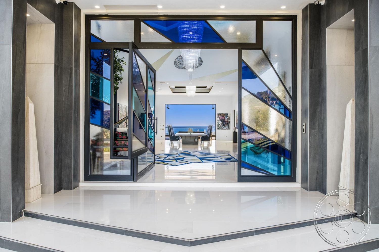 Mansion 126 - chandelier, stained glass, large swinging doors