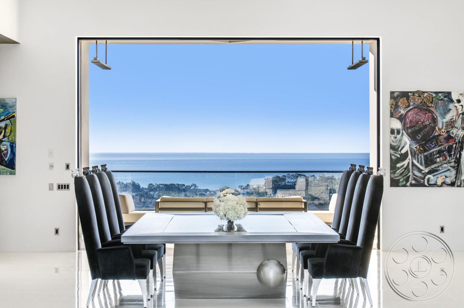 Mansion 126 - Furniture, dining room, dining table, chairs, oceanview