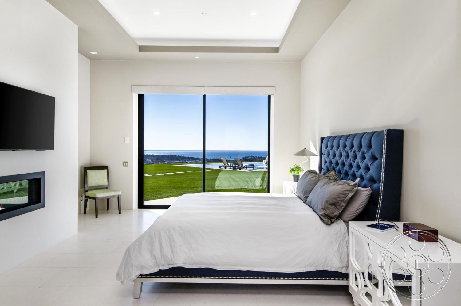 Mansion 126 - Indoors, Room, Furniture, chair, Bedroom, Bed, television