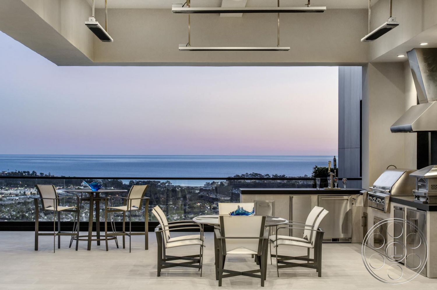 Mansion 126 - Indoors, Furniture, view, Housing, Building, balcony, Grill, patio furniture, barbecue area, oceanview