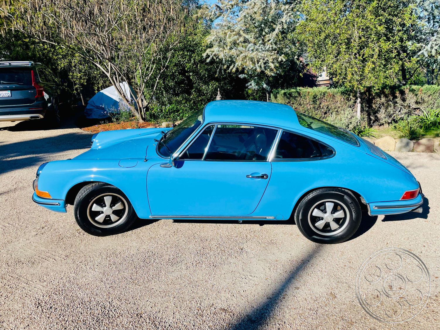 Ranch 82 - Vehicle, Car, blue car