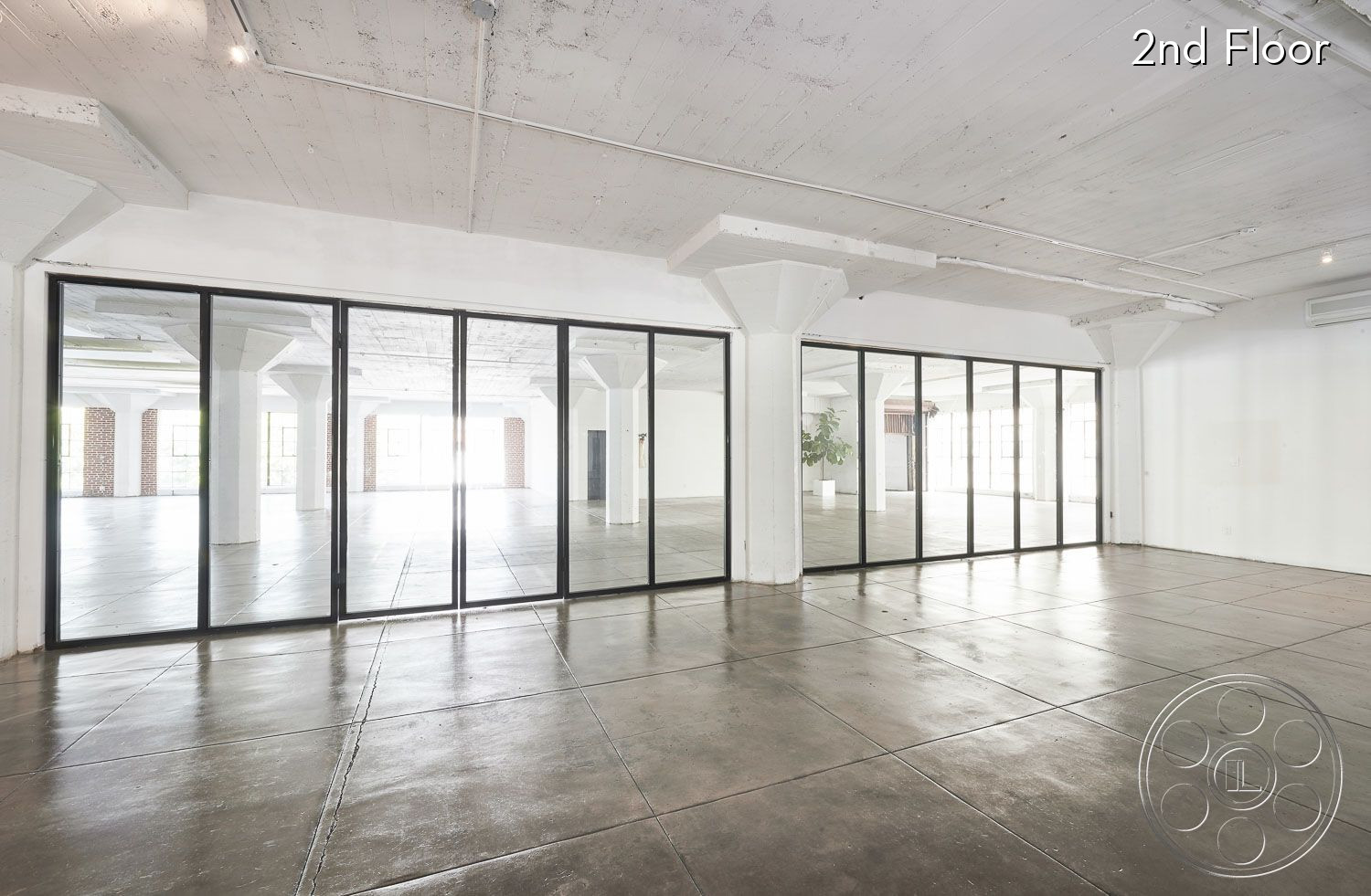 Loft 26 - Indoors