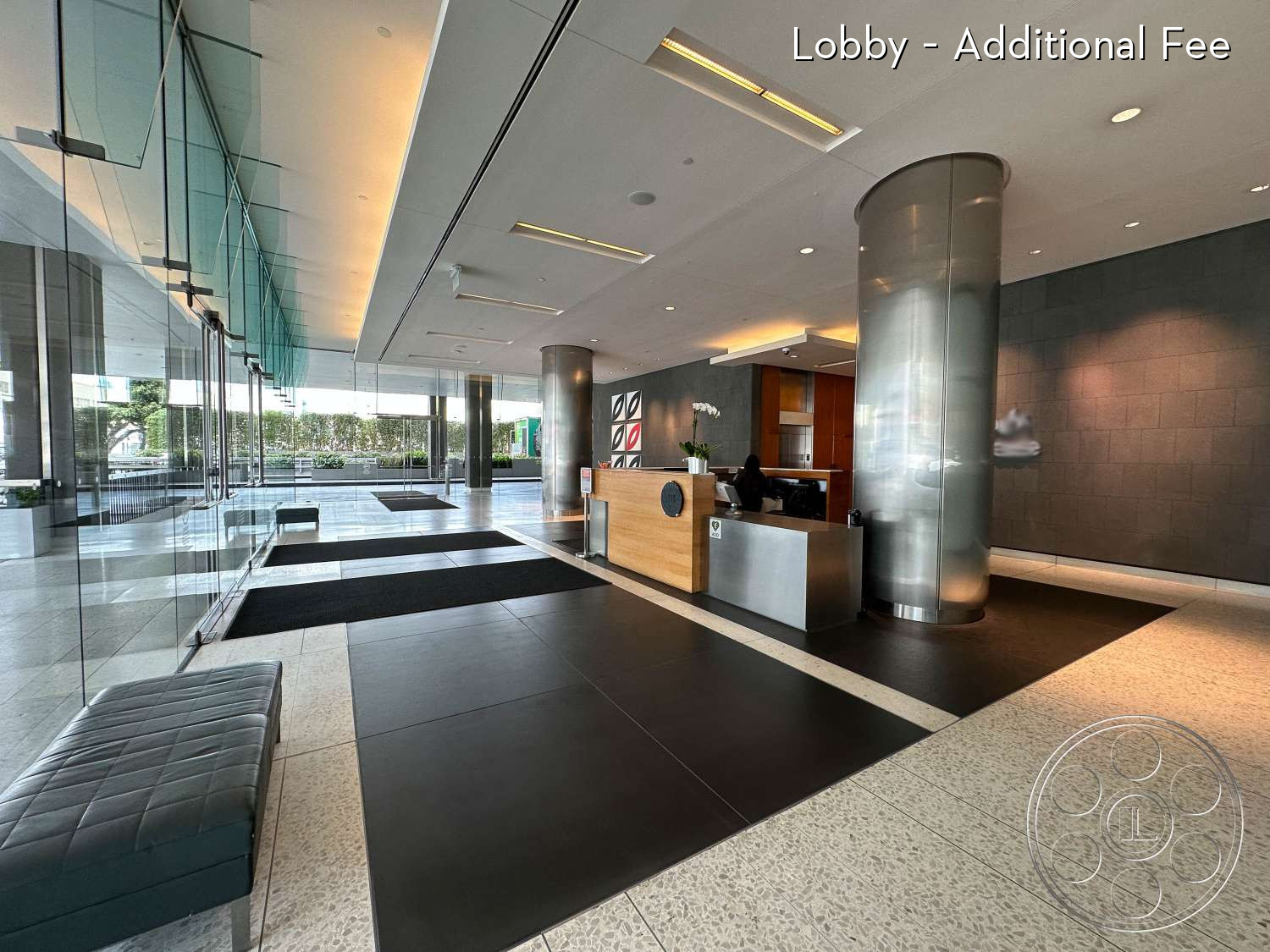 SKYstudio® - Indoors, Foyer