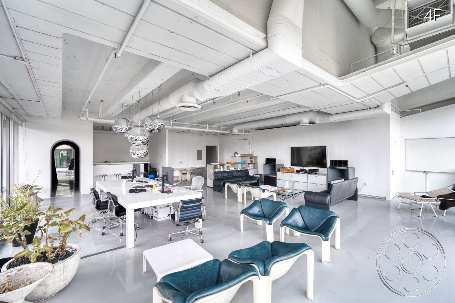 American Cement Building - Indoors, Furniture, Table, Desk, Hospital
