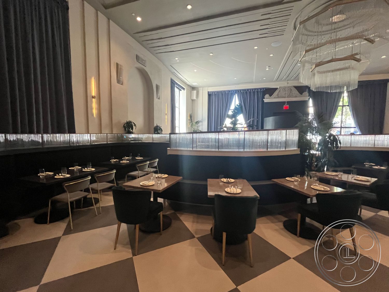 Restaurant 93 - Cup, Lounge