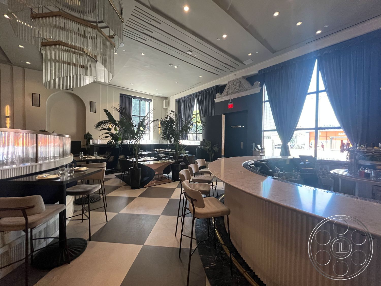 Restaurant 93 - Lounge