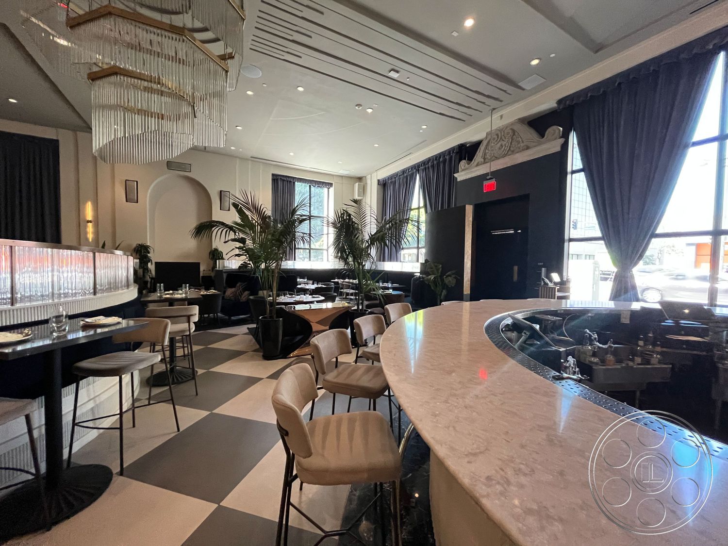 Restaurant 93 - Lounge