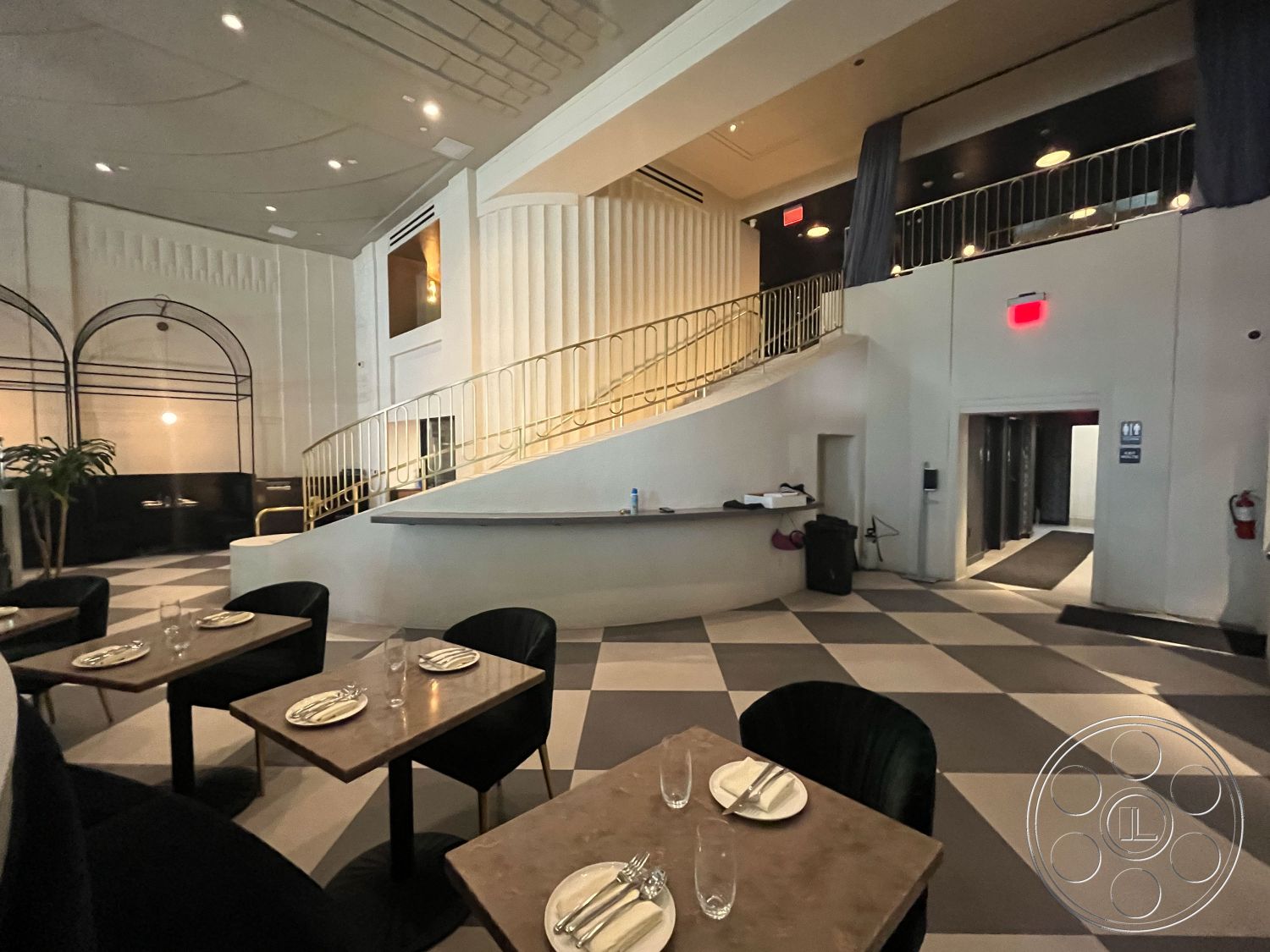 Restaurant 93 - Restaurant, Rug, Home Decor, Cup, Foyer, Lounge, Plate, Cutlery, Fork