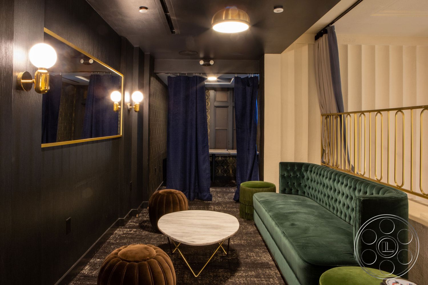 Restaurant 93 - Couch, Lighting, Lounge